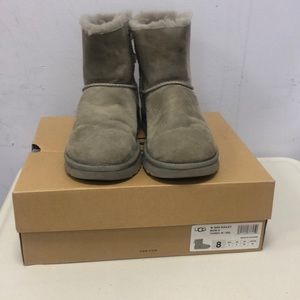AUTHENTIC UGGS